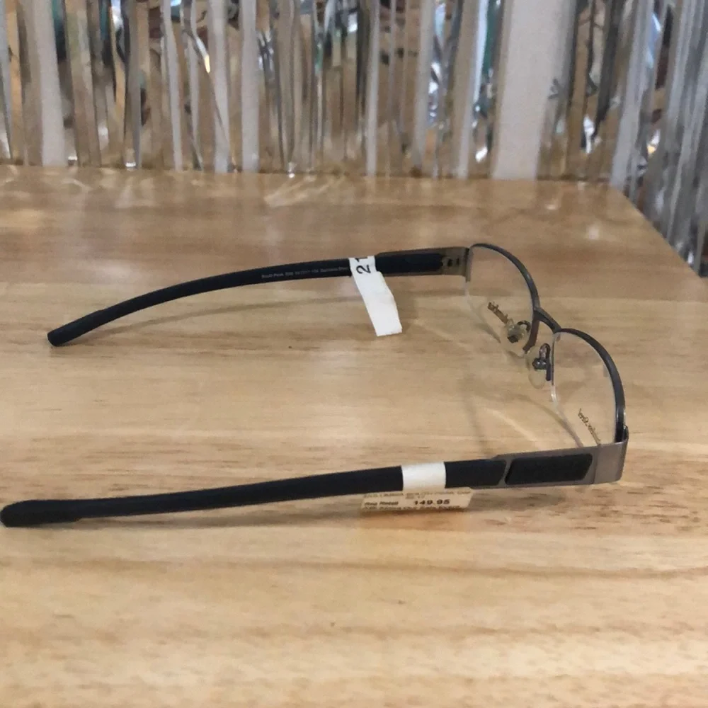 Columbia south pick soft brown and black  demo lenses